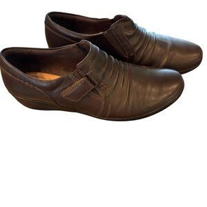 Clarks Everlay Coda Slip On Shoes in Dark Brown,size 9,Comfortable Walking Work